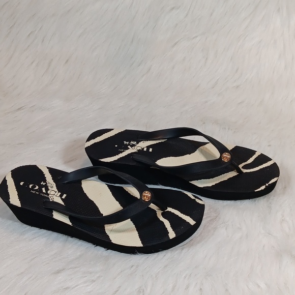 Coach Zebra Flip Flops Sz 7 - 7.5 - Picture 6 of 8